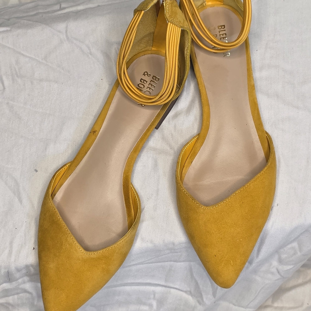Elegant Yellow Flats with Ankle Strap